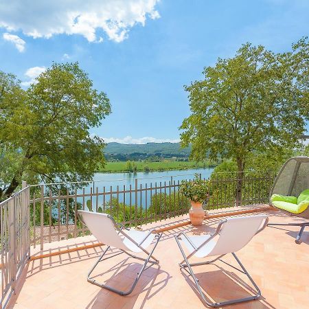 La Casa Sul Lago Posta Fibreno Bagian luar foto