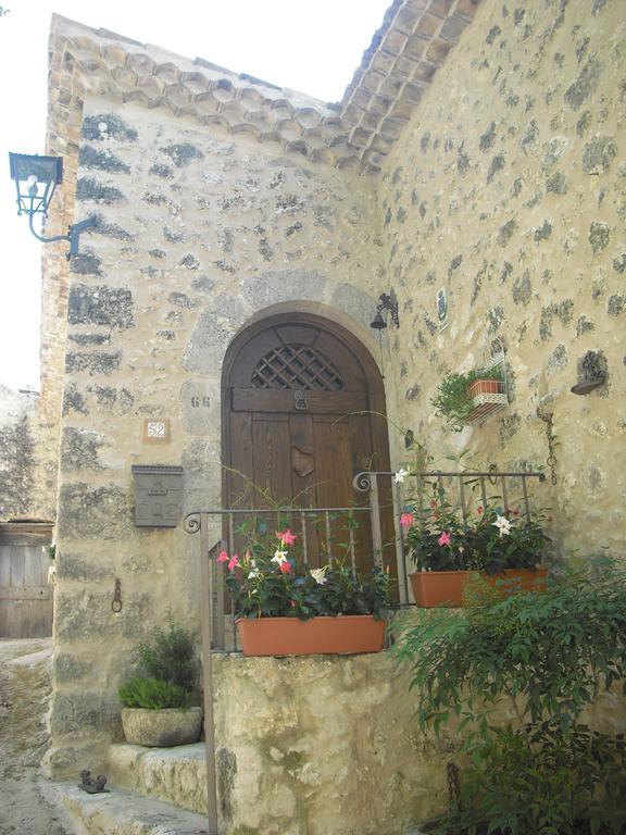 La Casa Sul Lago Posta Fibreno Bagian luar foto